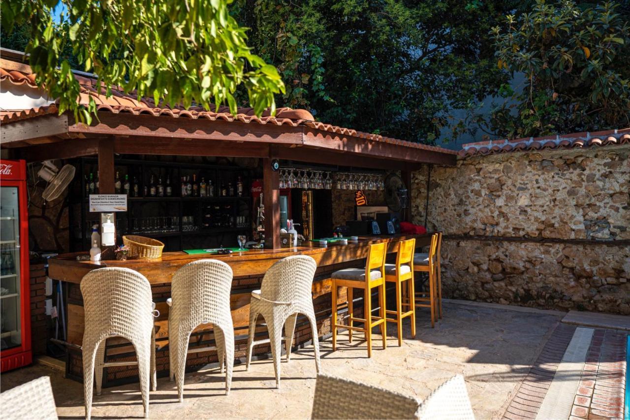 Castle Old Town Hotel Antalya Buitenkant foto
