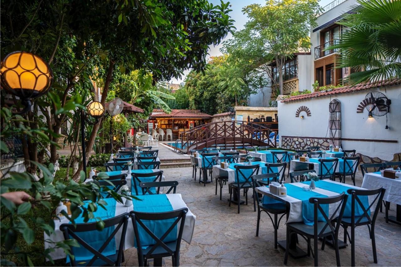 Castle Old Town Hotel Antalya Buitenkant foto