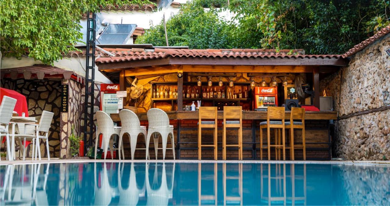 Castle Old Town Hotel Antalya Buitenkant foto